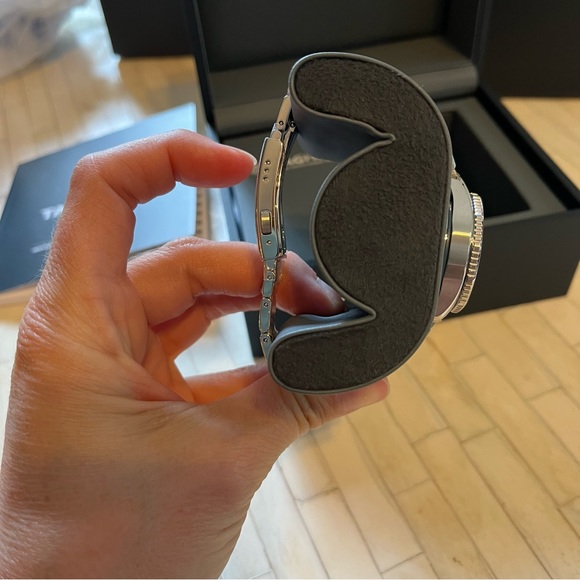 New in Box TAG HEUER AQUARACER PROFESSIONAL 200 Quartz Watch 30 mm Steel - Picture 13 of 16